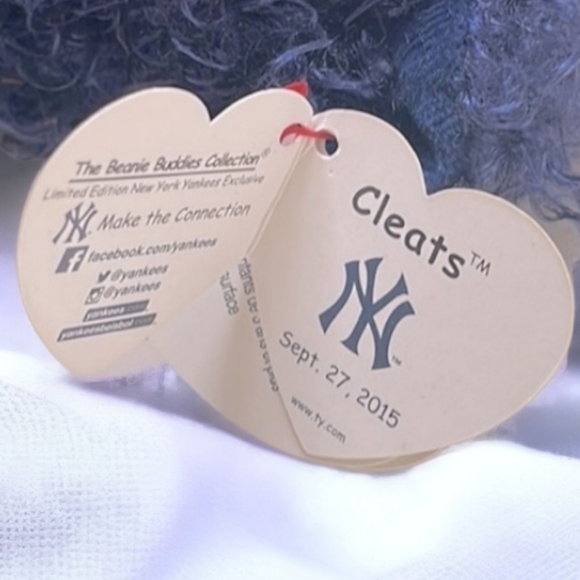 Vtg 2015 TY Beanie Buddies NY Yankees Limited Edition Exclusive Cleats 13" Plush - Picture 4 of 4